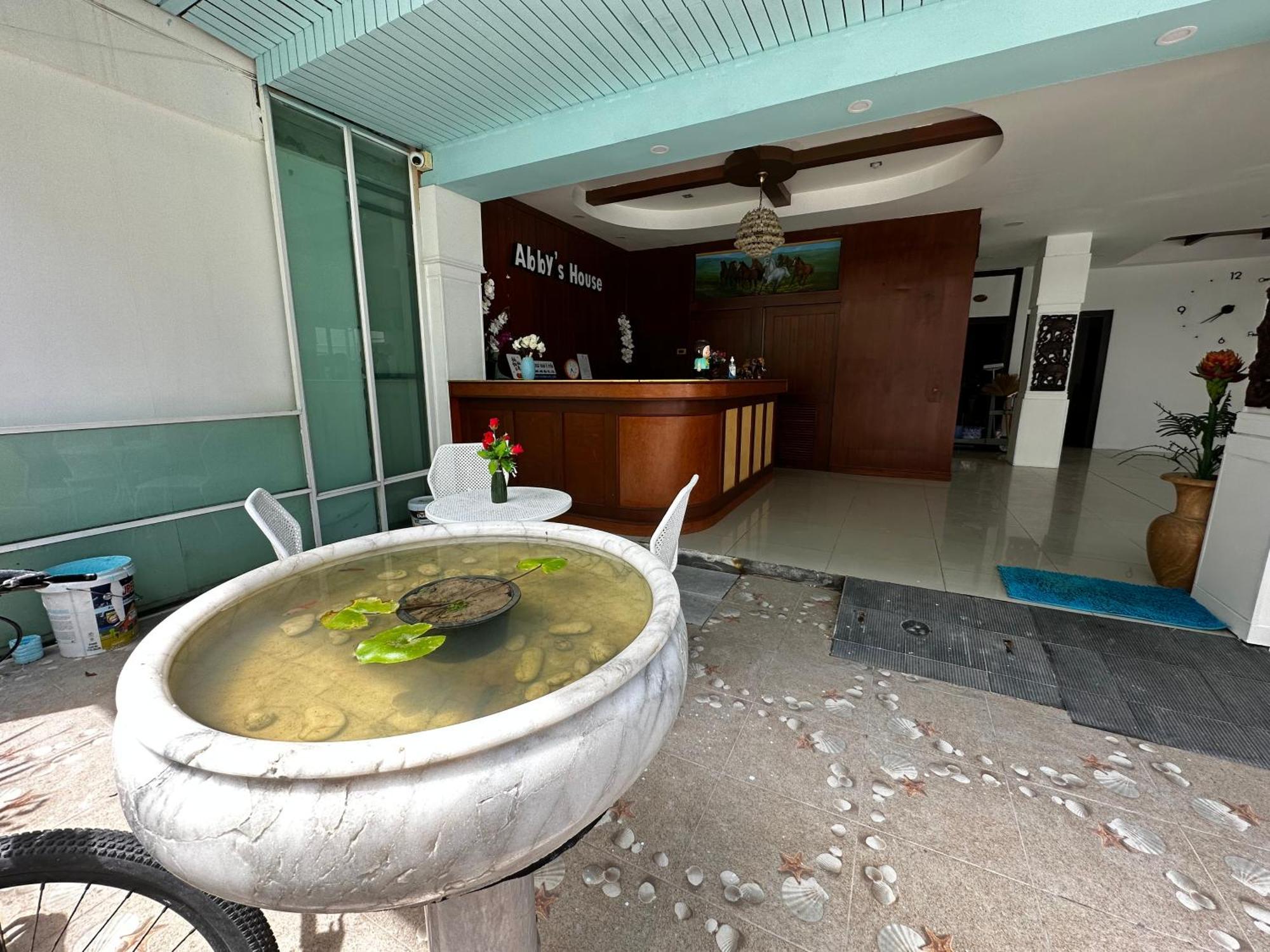 Abby'S House Hotel Patong Dış mekan fotoğraf