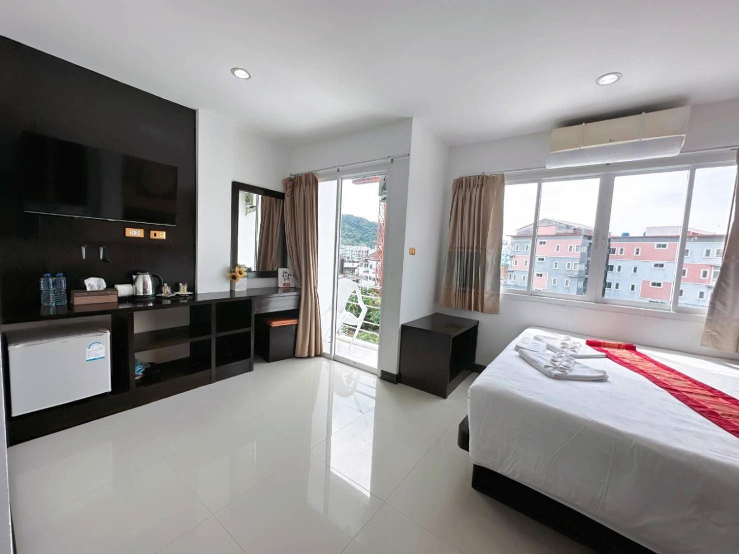 Abby'S House Hotel Patong Dış mekan fotoğraf