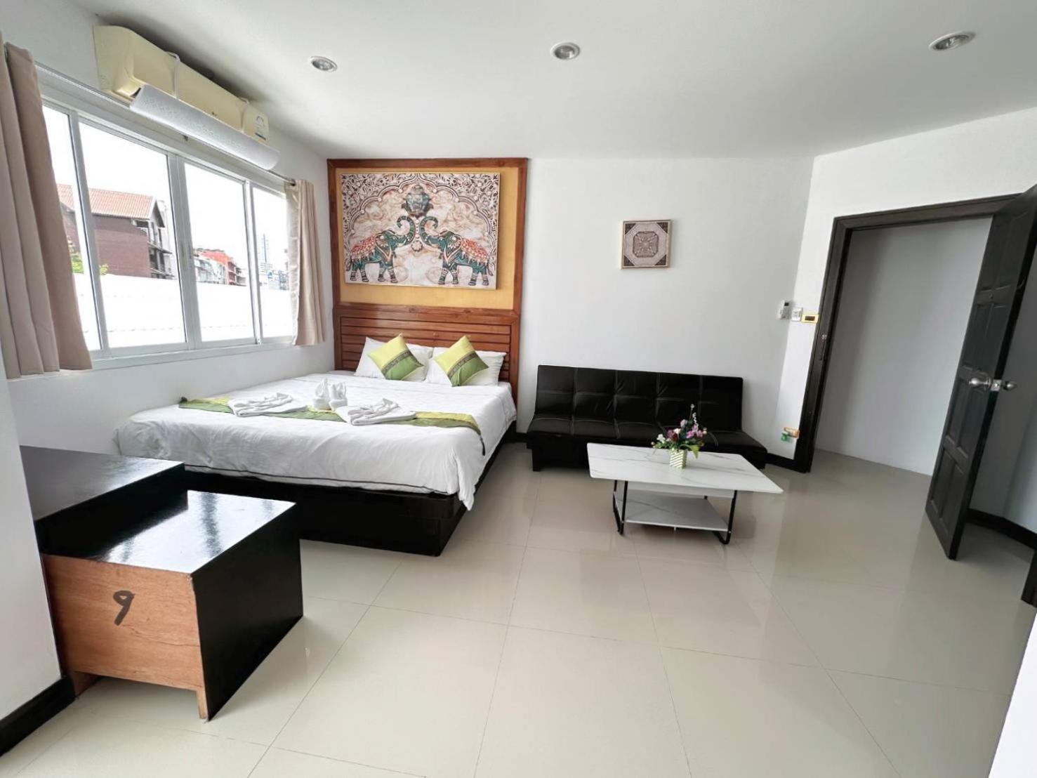 Abby'S House Hotel Patong Dış mekan fotoğraf