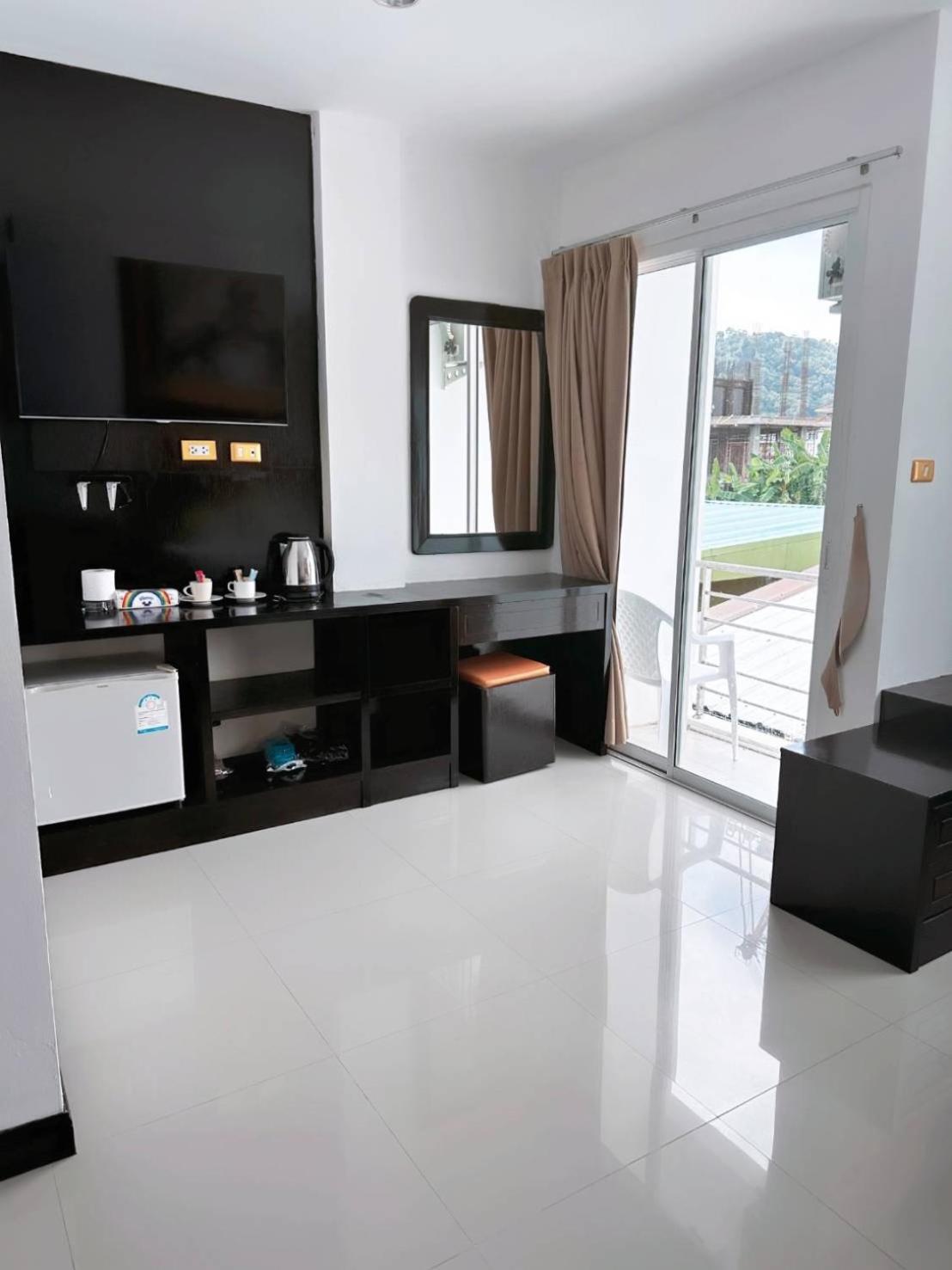Abby'S House Hotel Patong Dış mekan fotoğraf