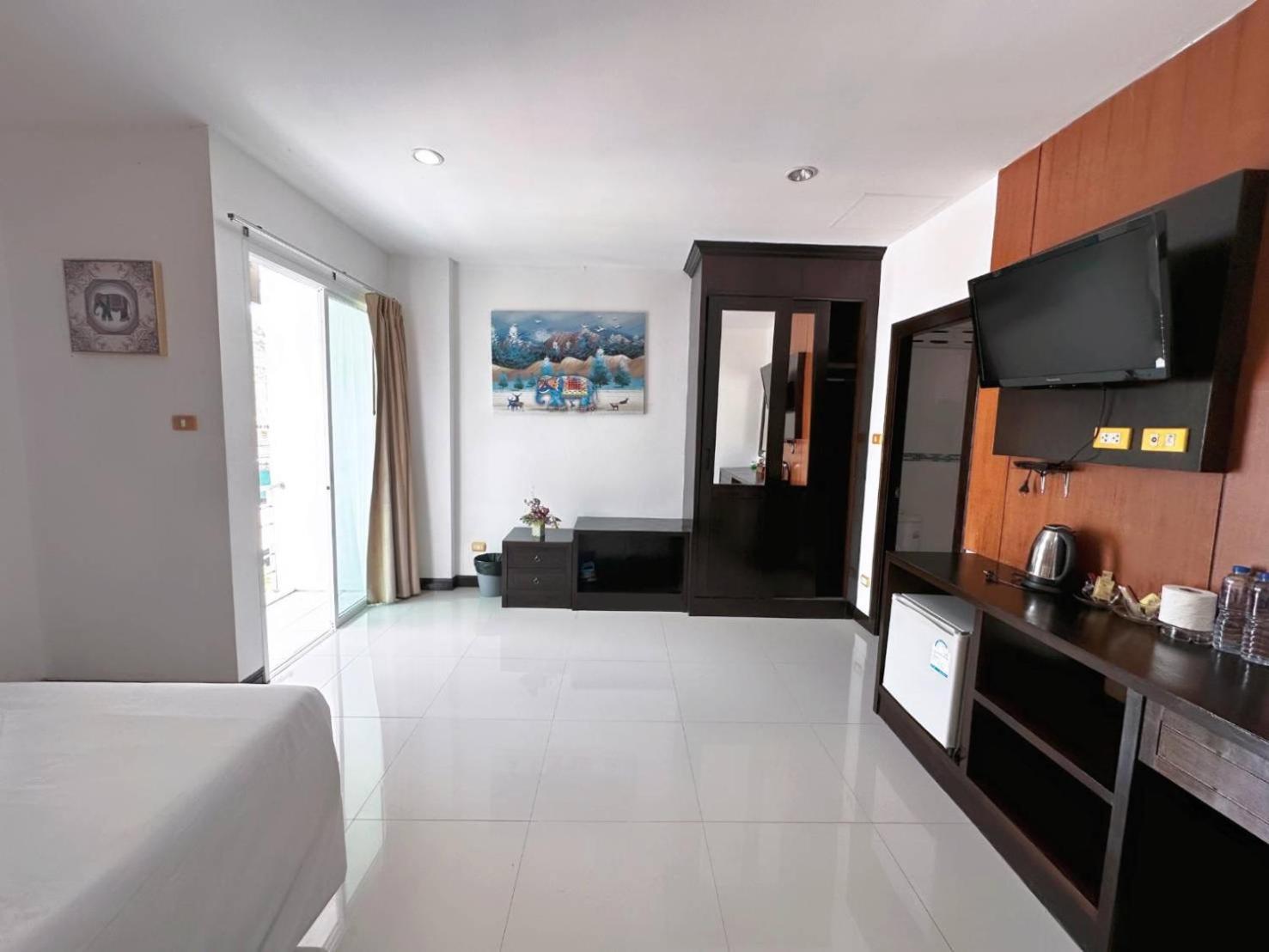 Abby'S House Hotel Patong Dış mekan fotoğraf