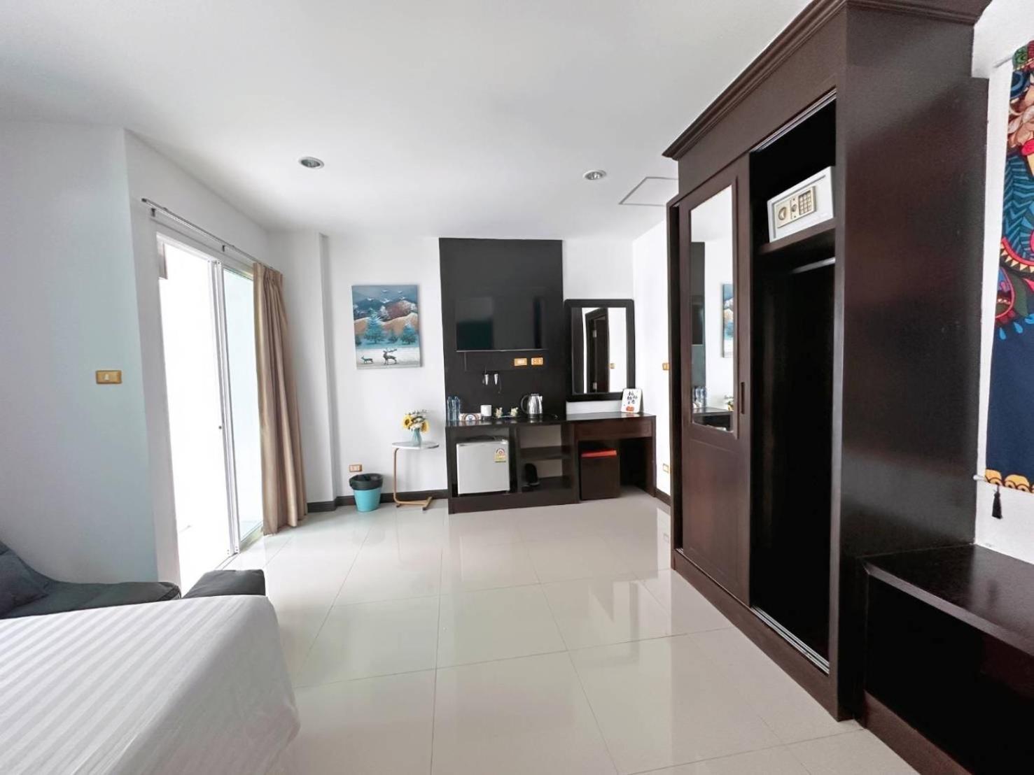 Abby'S House Hotel Patong Dış mekan fotoğraf