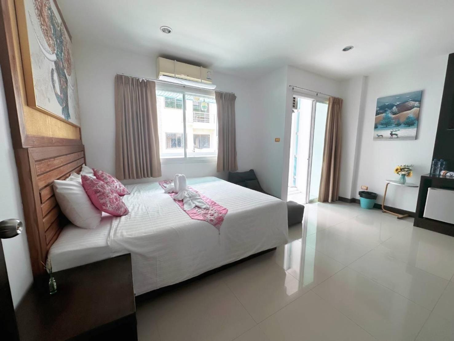 Abby'S House Hotel Patong Dış mekan fotoğraf